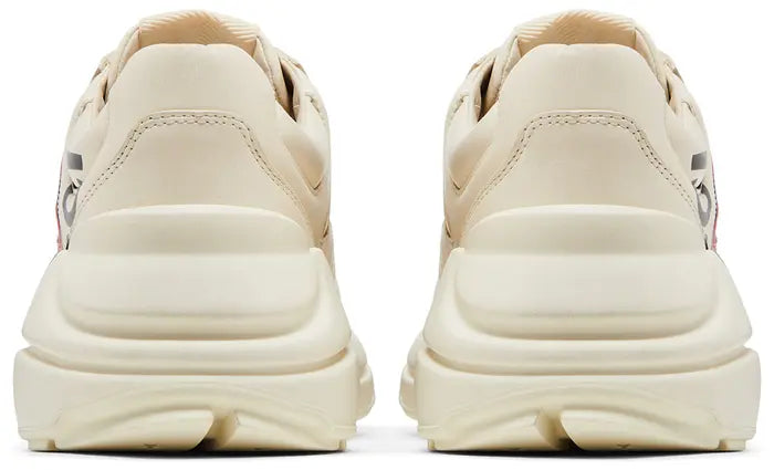 Tenis Gucci informales con cordones Gucci Rhyton boca