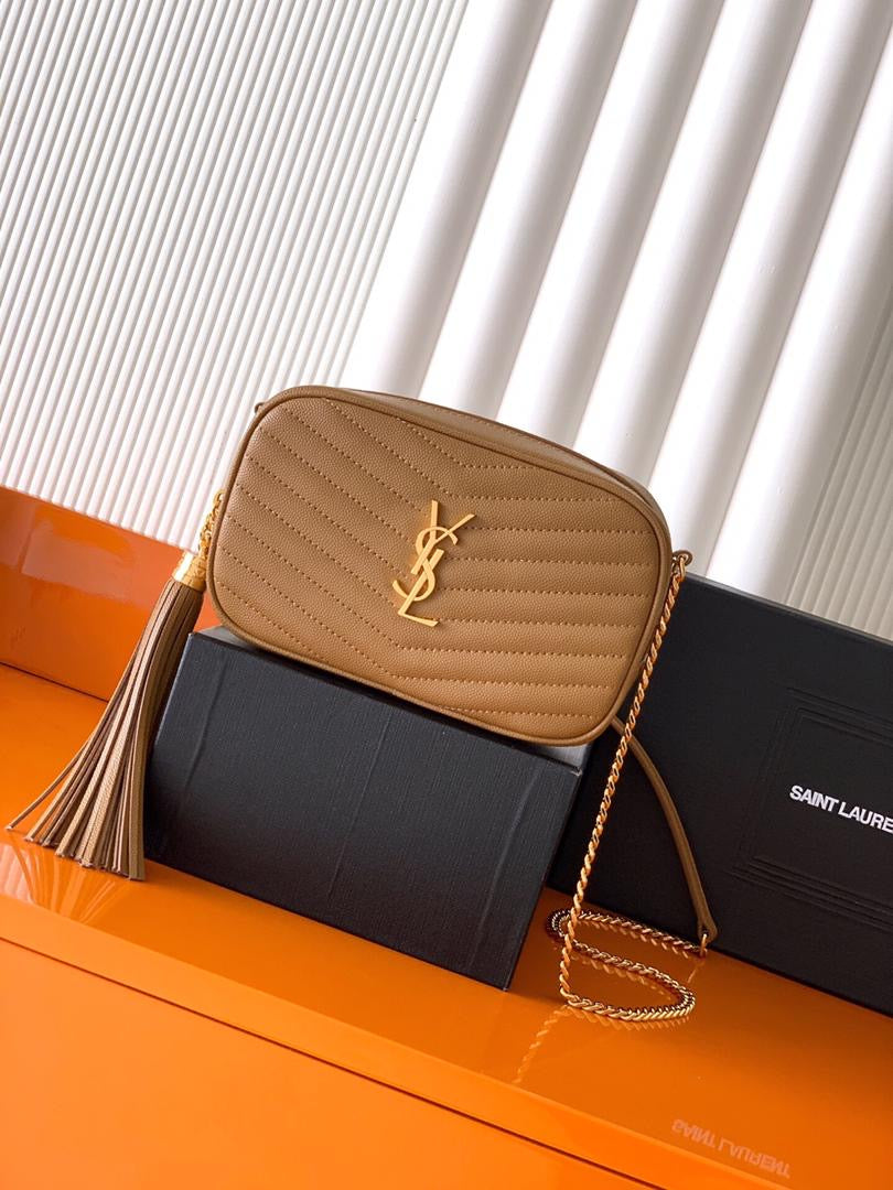 Saint Laurent Lou Mini De Piel Brillante Acolchada