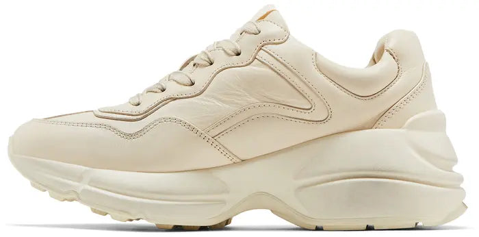 Tenis Gucci informales con cordones Gucci Rhyton boca