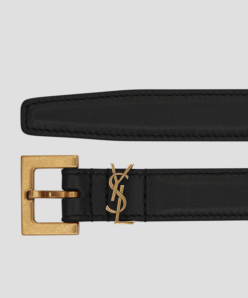 YSL CASSANDRE CINTURÓN DE PIEL LISA CON HEBILLA CUADRADA