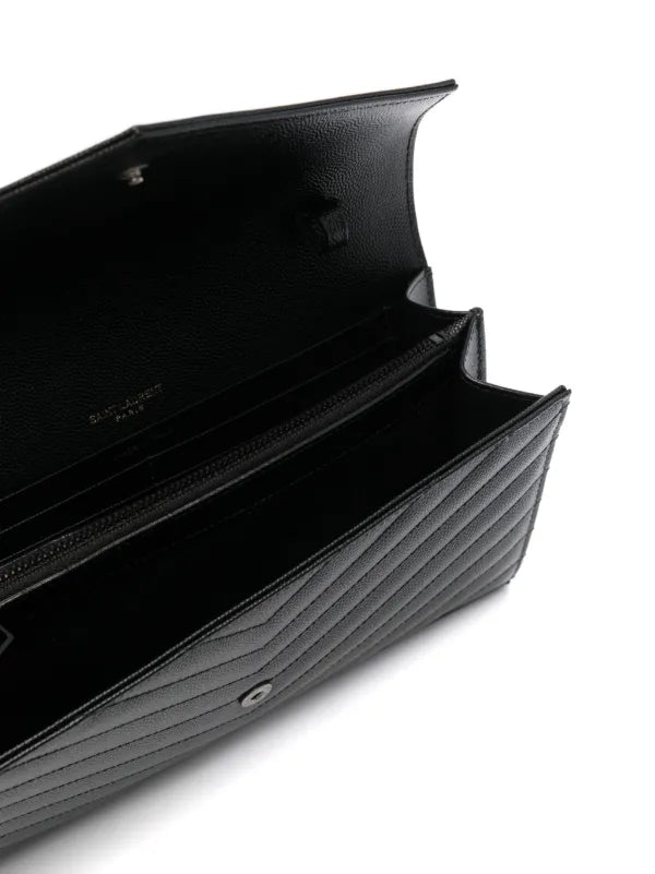 Saint Laurent
cartera con cadena y monograma