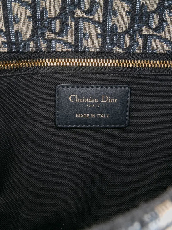 Christian Dior - bolsa crossbody 30 Montaigne de lona Oblique 2022